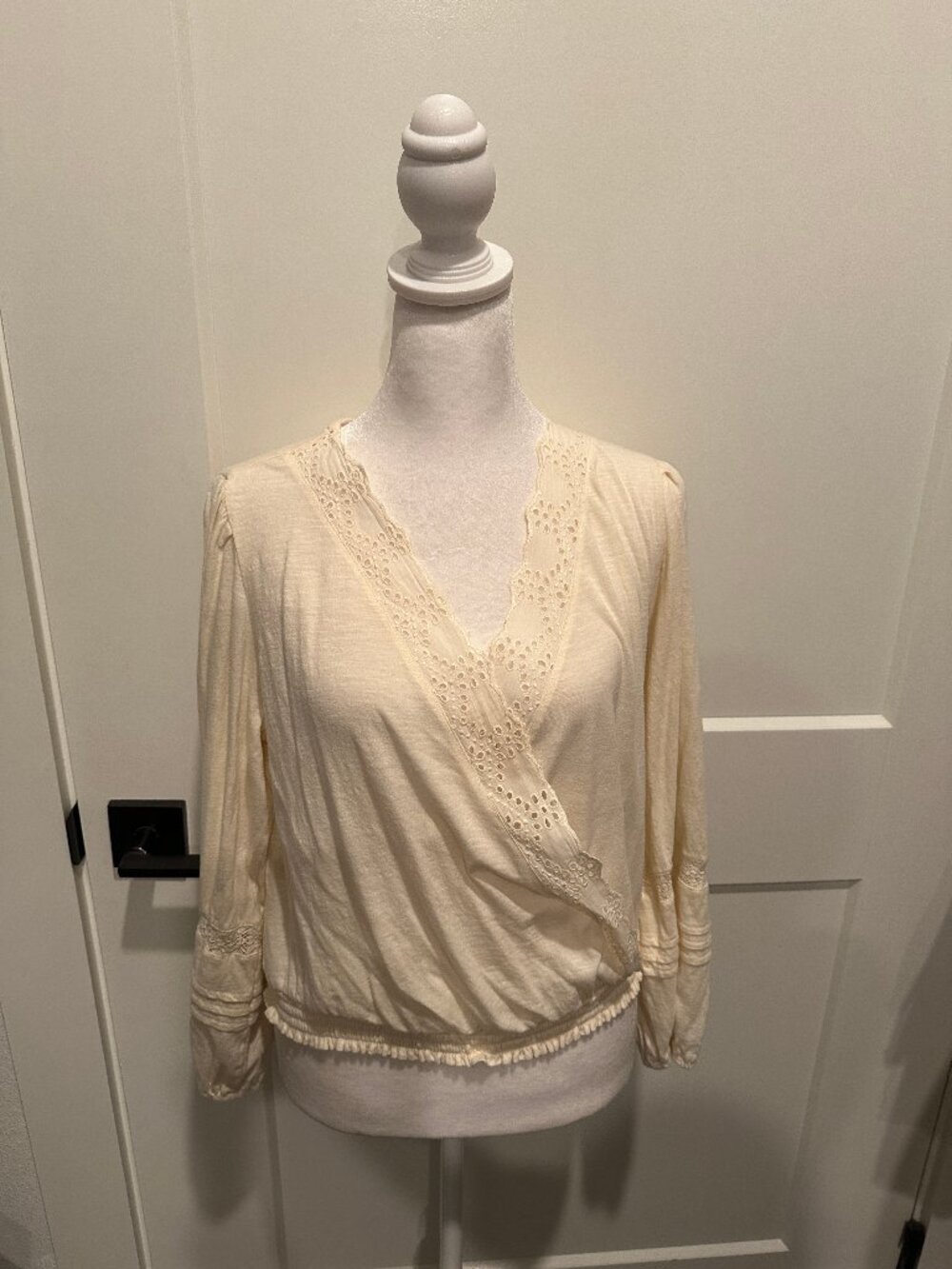 Lucky Brand Size S Off-white Bubble Top with Cotton Lace Trim